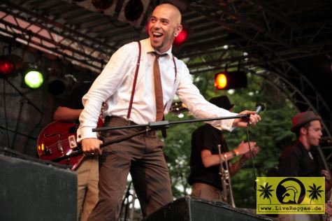 The One Droppers (I) This Is Ska Festival - Wasserburg, Rosslau - 27. Juni 2009 (16).jpg